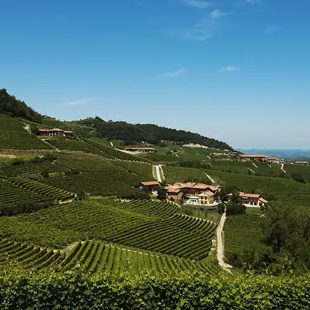 Casa Di Pina - Iris - Dalia Monforte dʼAlba