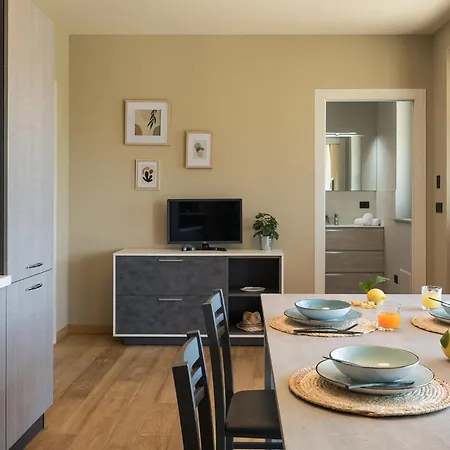 Casa Di Pina - Iris - Dalia Apartamento Monforte dʼAlba