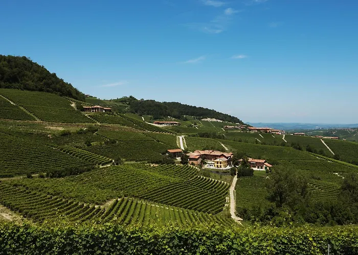 Casa Di Pina - Iris - Dalia Monforte dʼAlba